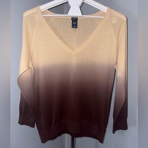 GAP Women's V-Neck Ombre Cream and Brown Sweater - szXL (P22)